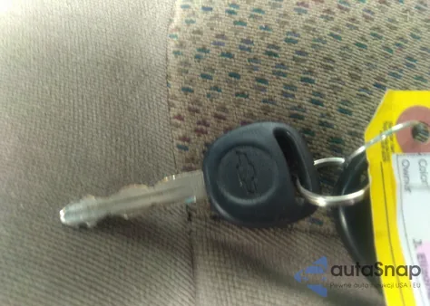 2002 Chevrolet Silverado 2500Hd Ls from USA, damaged, VIN 1GCHK23122F147661